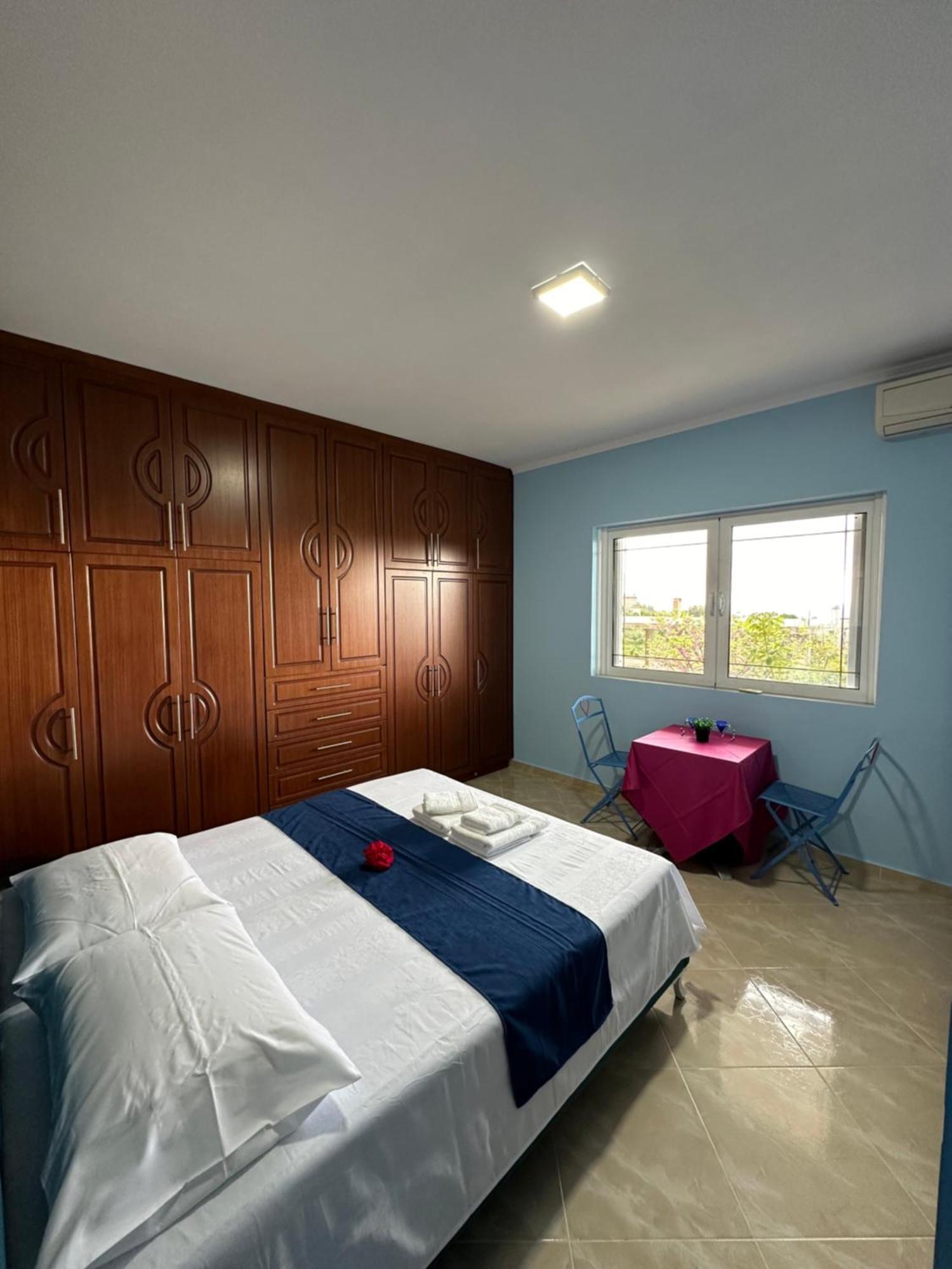 Selami Sea View Apartments ลูโคเวอ ภายนอก รูปภาพ